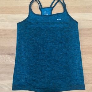 Nike tank
